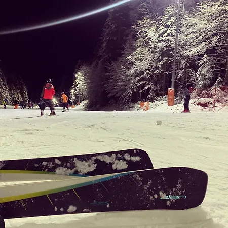 Ski, Cocoa&novel Bjelašnica, Garage&ski