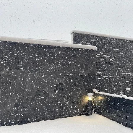 公寓 Ski, Cocoa & Novel Bjelasnica, Garage &