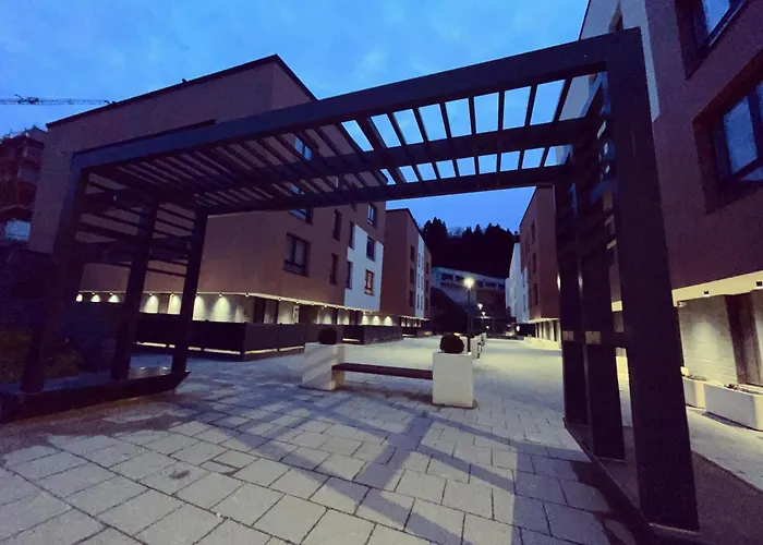 Ski, Cocoa & Novel Bjelasnica, Garage & Lejlighed *